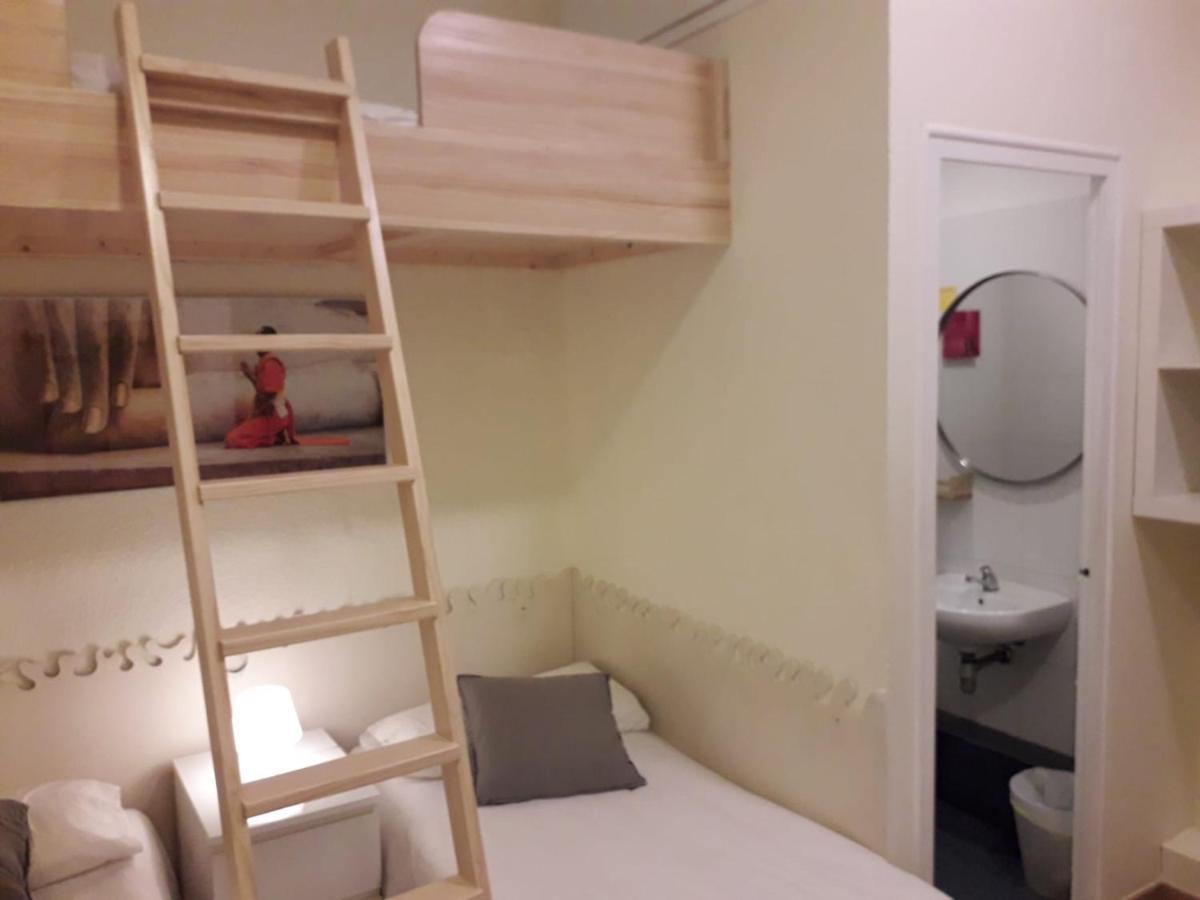 Itaca Hostel Barcelona Eksteriør billede