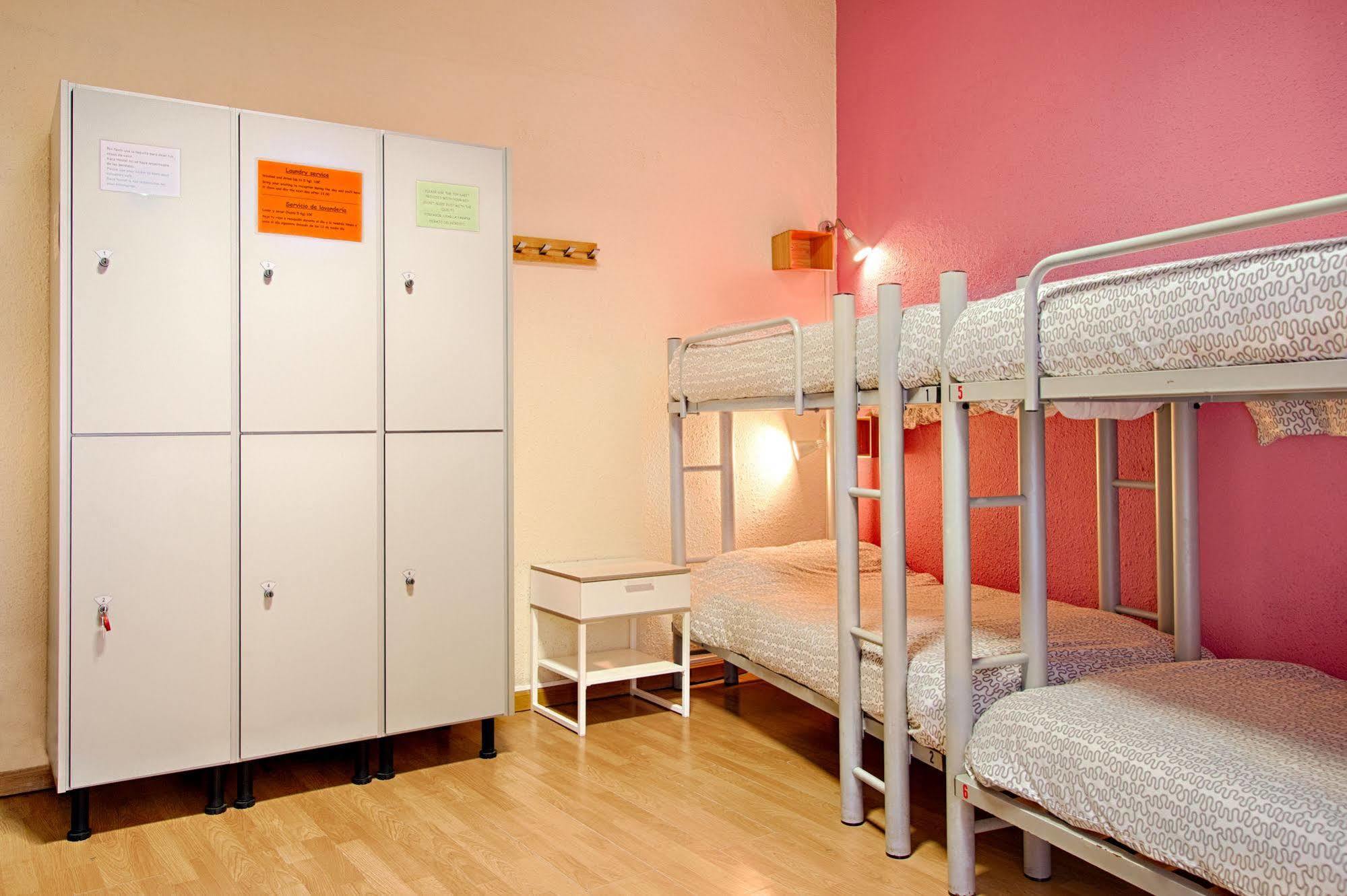 Itaca Hostel Barcelona Eksteriør billede